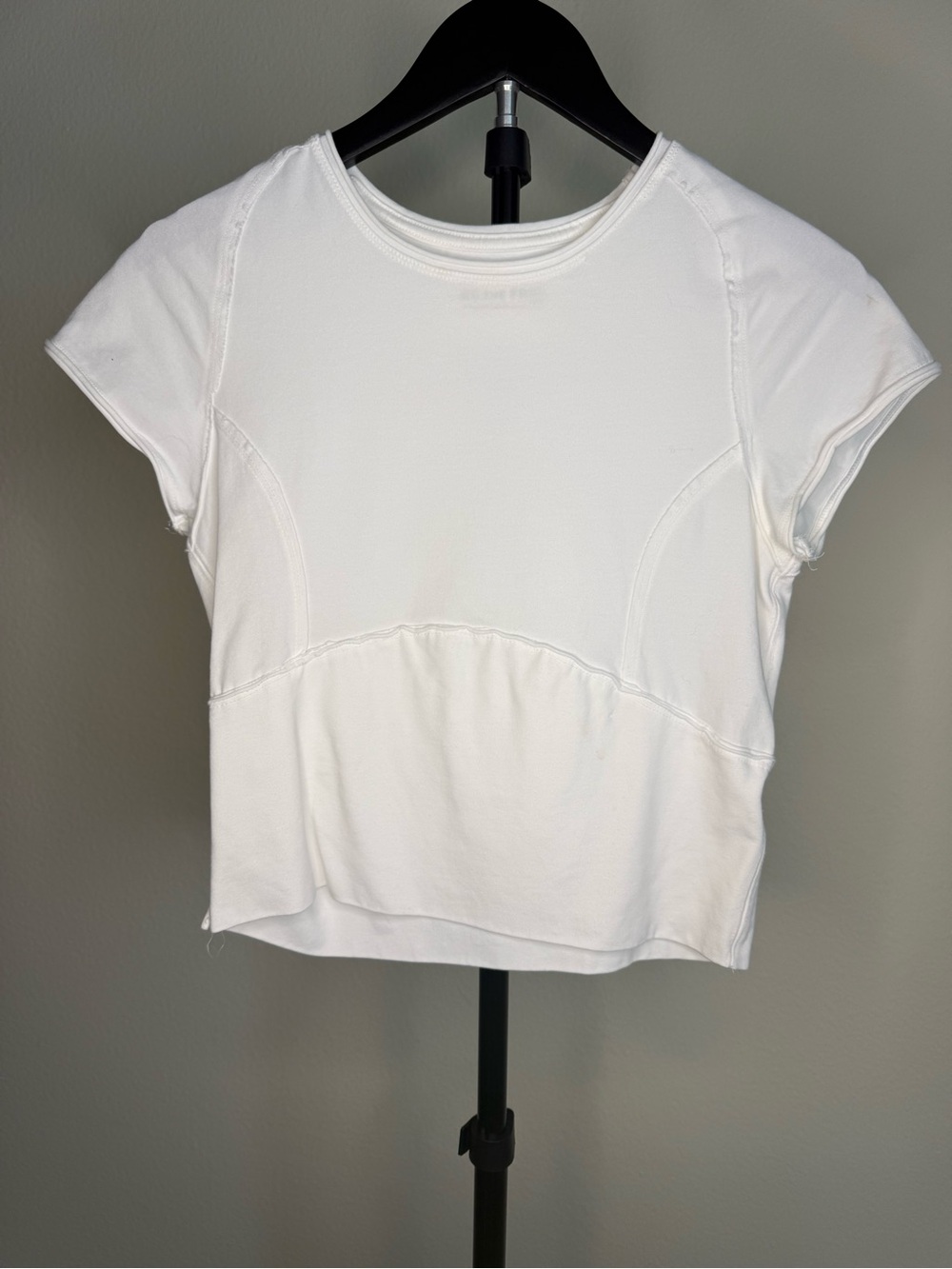 We The Free Free People White Raw Seam Short Sleeve Tee Size L